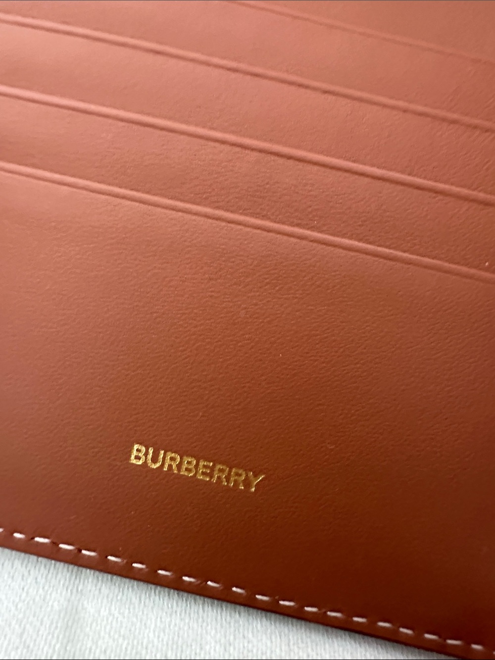 Burberry Classic Nova Check Passport Holder in Beige/Tan - box & dust bag NEW - Picture 2 of 12